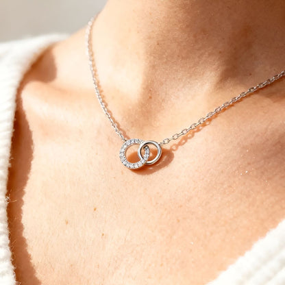 Amorette™ | Sister Bond Necklace
