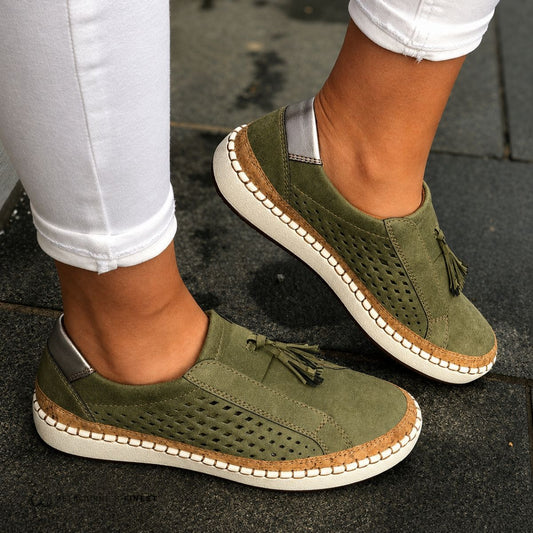 Cavelle™ | Supportive Walking Shoes