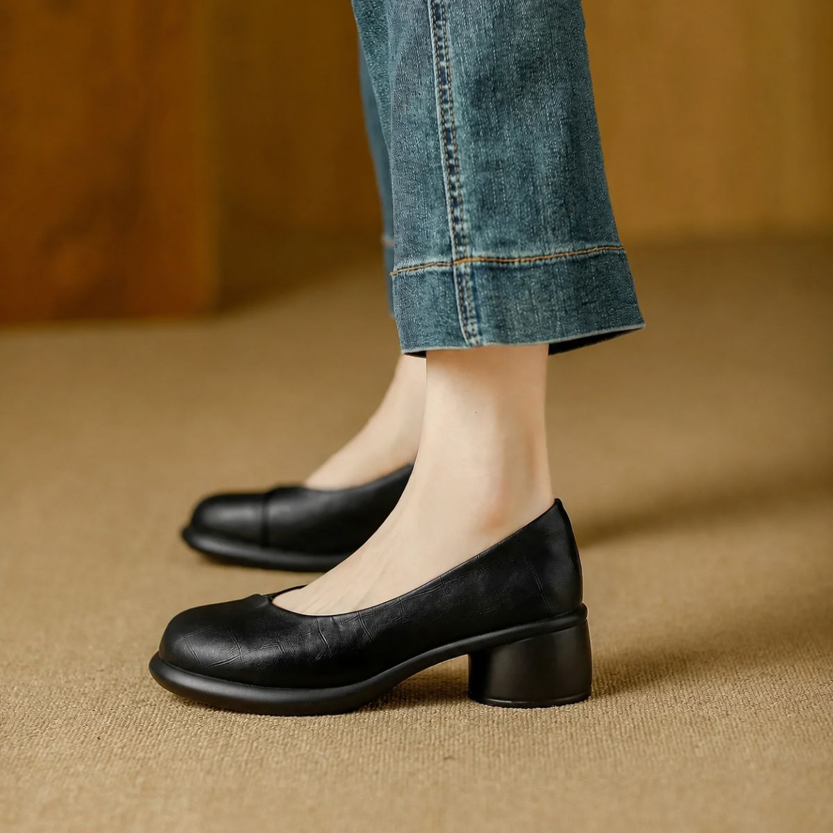 Elovaire™ | Sculpted Leather Heels